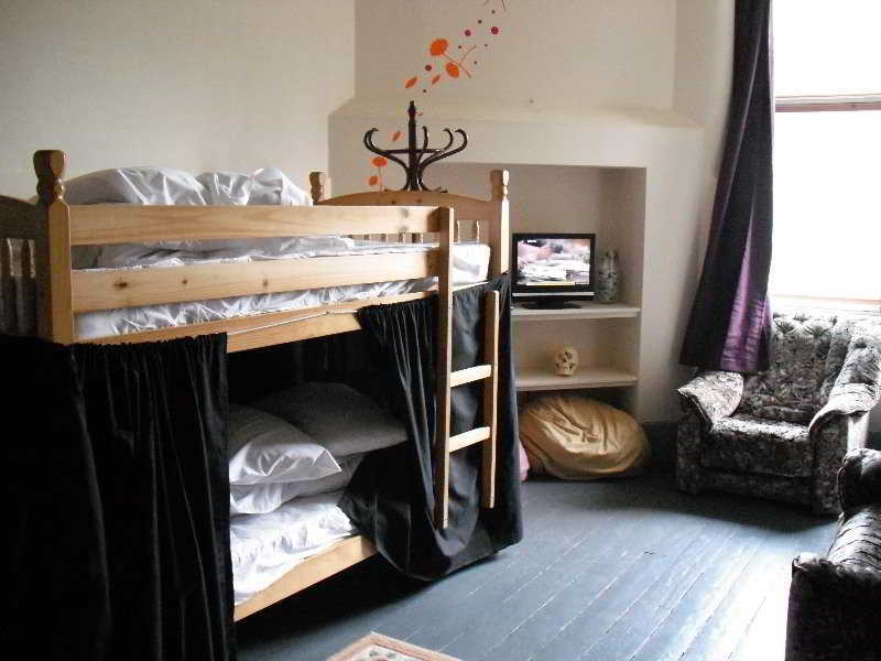 Art Roch Hostel Edinburgh Buitenkant foto